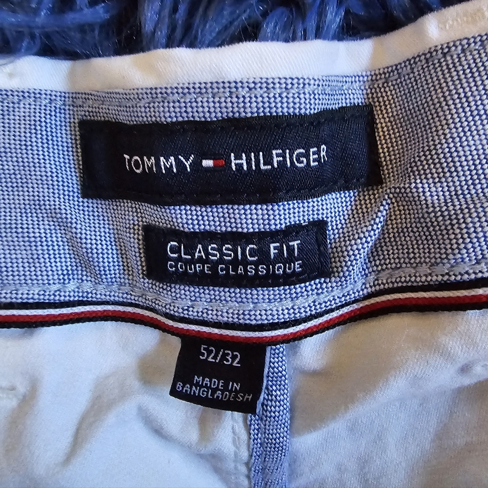 Tommy hilfiger classic cut 52 32 big and tall worn once